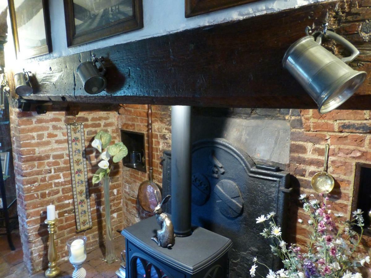 The Greyhound - Historic Former Bed & Breakfast Glemsford