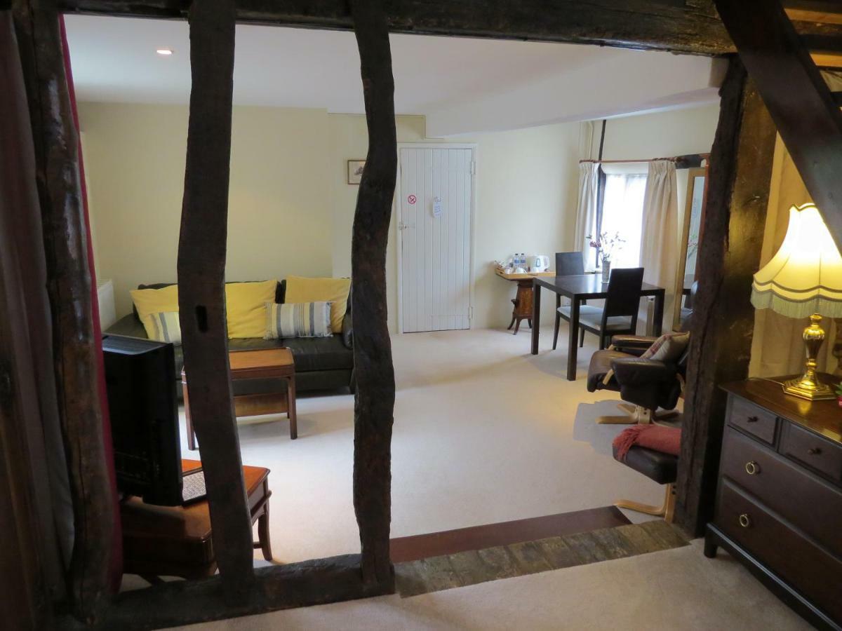Bed & Breakfast The Greyhound - Historic Former Glemsford